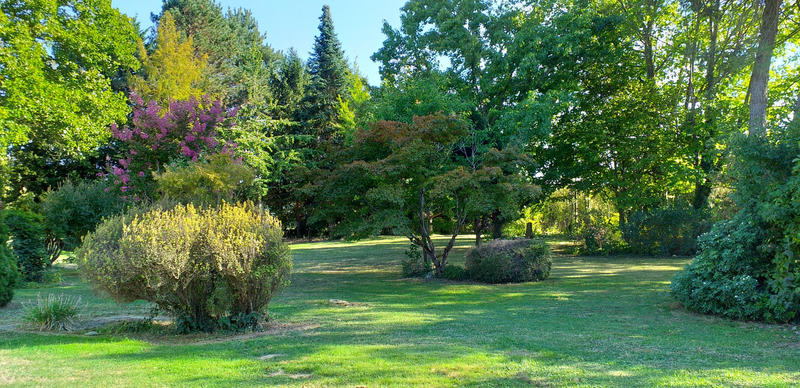 Maison - 230 m² - 10 pièces