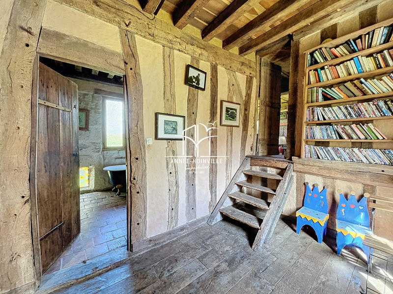 Maison - 245 m² - 8 pièces