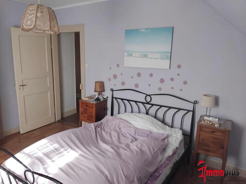 Maison - 160 m² - 8 pièces