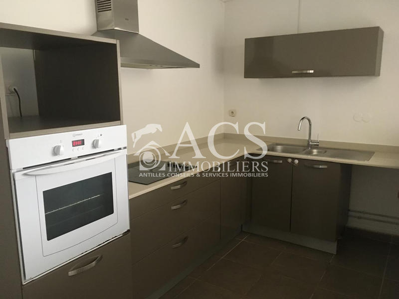 Appartement - 80 m² - 4 pièces