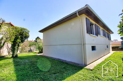 Maison - 95 m² - 4 pièces