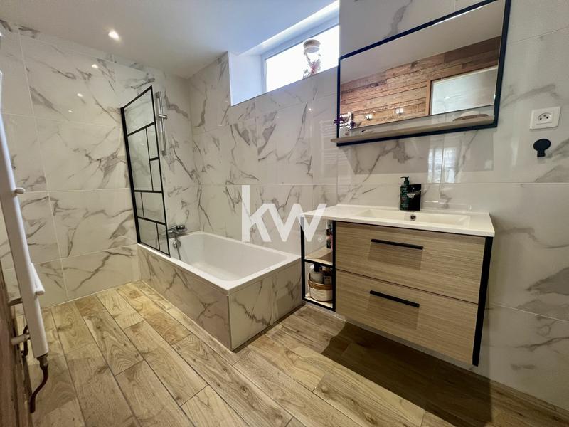 Maison de ville - 103 m² - 4 pièces