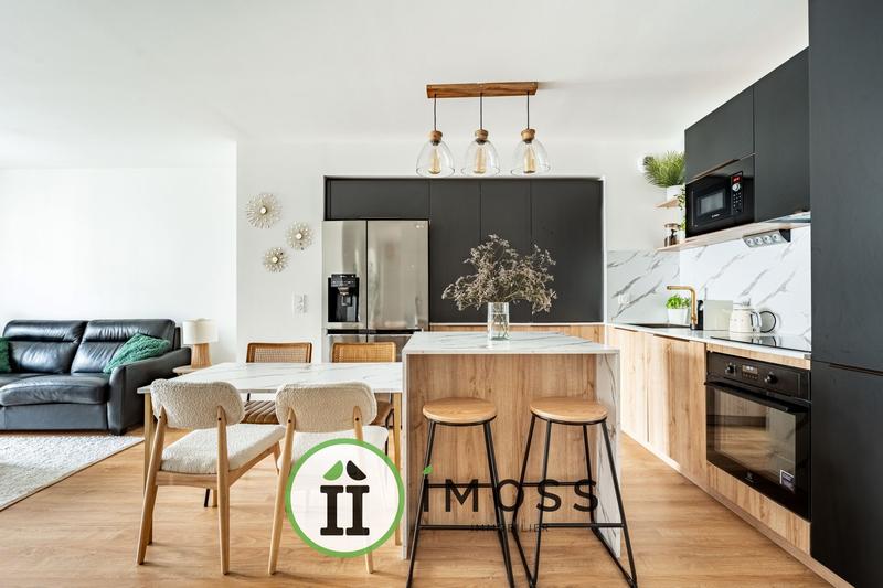 Appartement - 83 m² - 4 pièces