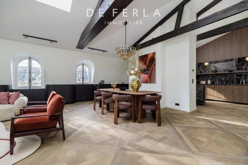 Appartement - 313 m² - 7 pièces