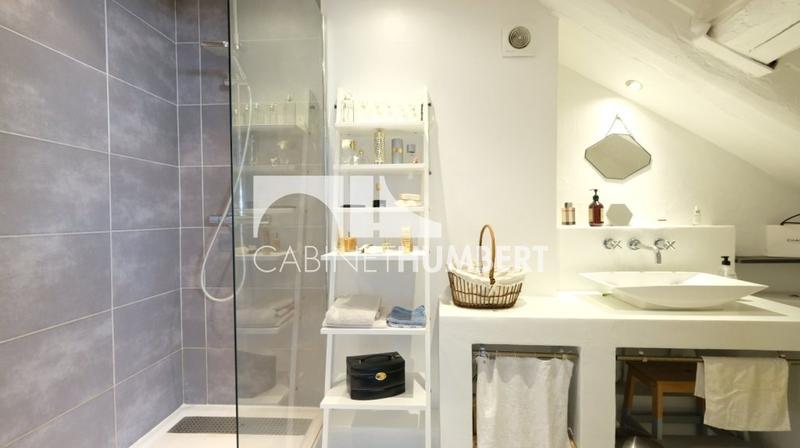 Appartement - 94 m² - 4 pièces