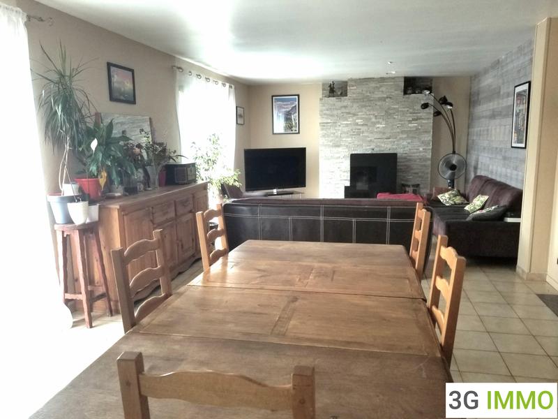 Maison - 152 m² - 8 pièces