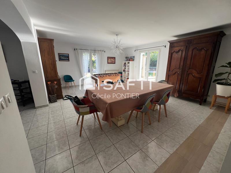 Maison - 180 m² - 7 pièces