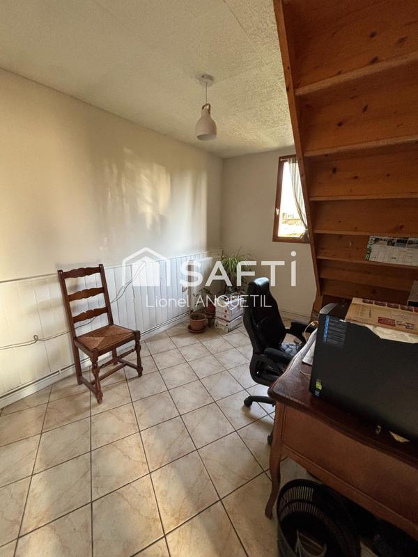 Maison - 110 m² - 5 pièces