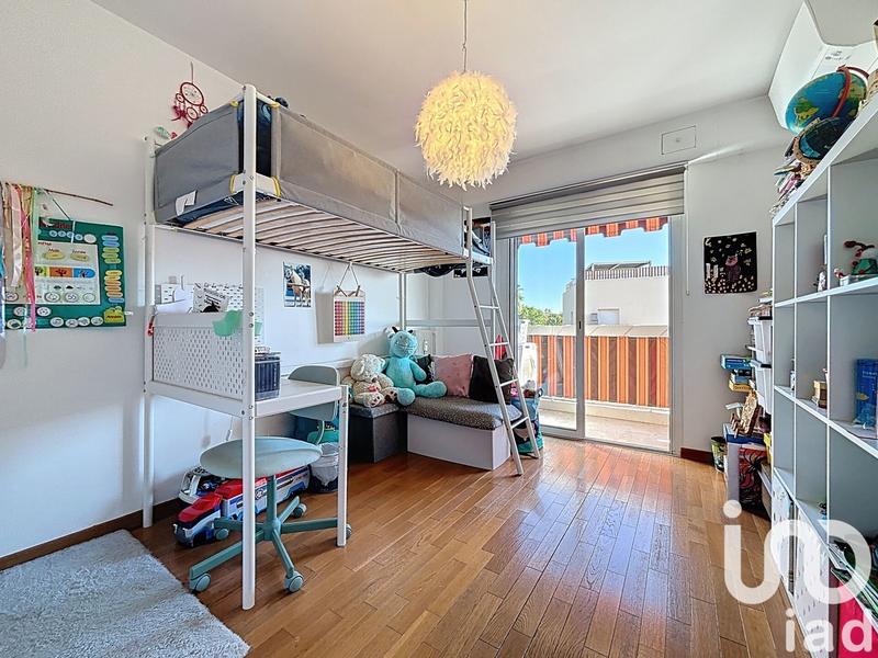 Appartement - 77 m² - 4 pièces