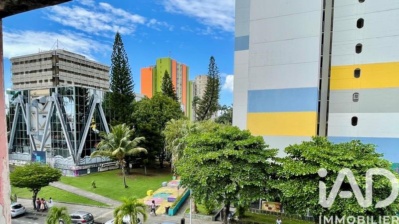 Appartement - 85 m² - 3 pièces