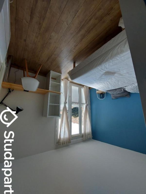 Chambre - 9 m² - 1 pièce