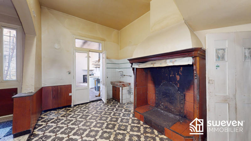 Maison ancienne - 175 m² - 11 pièces