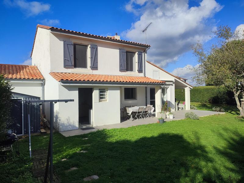 Maison - 100 m² - 5 pièces