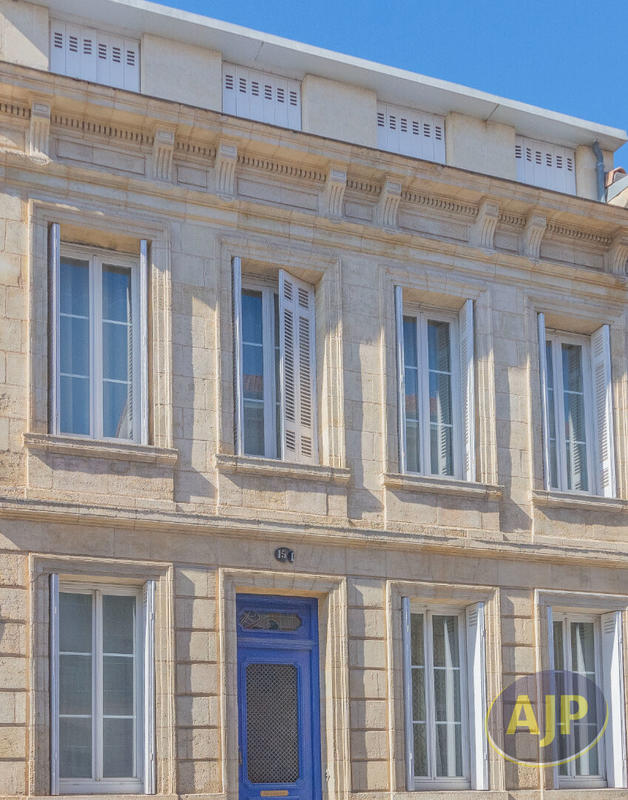 Maison - 190 m² - 7 pièces