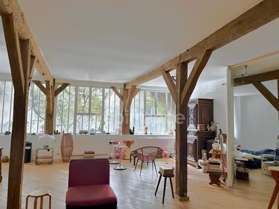 Appartement - 97 m² - 4 pièces