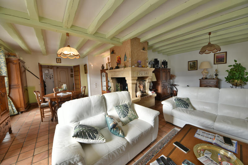 Maison - 186 m² - 7 pièces