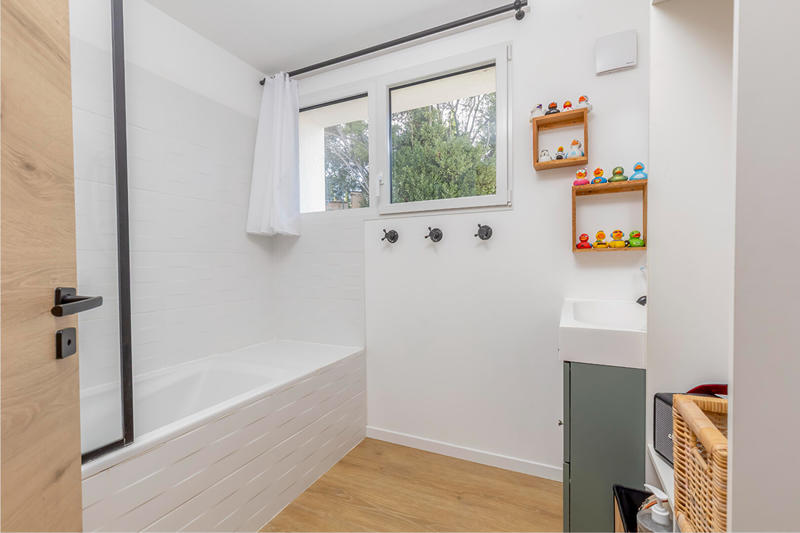 Maison - 265 m² - 6 pièces