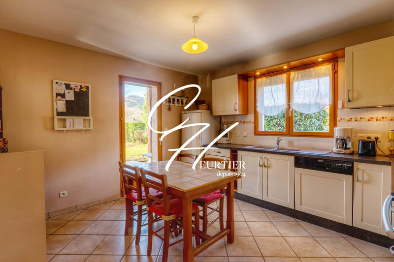 Villa - 165 m² - 6 pièces