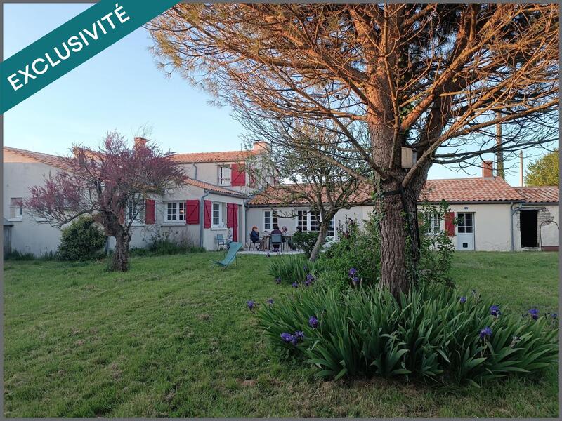 Maison - 177 m² - 8 pièces