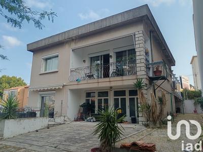 Maison - 240 m² - 5 pièces