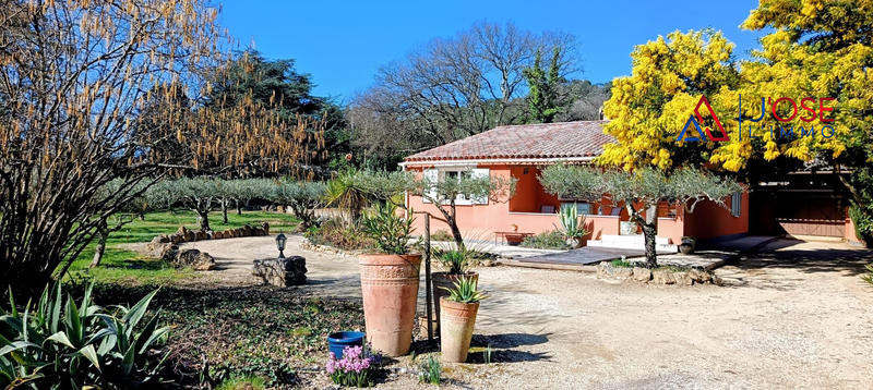 Maison - 115 m² - 4 pièces