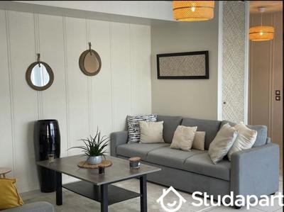 Chambre - 10 m² - 1 pièce