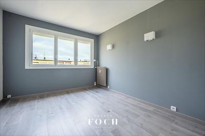 Appartement - 74 m² - 4 pièces