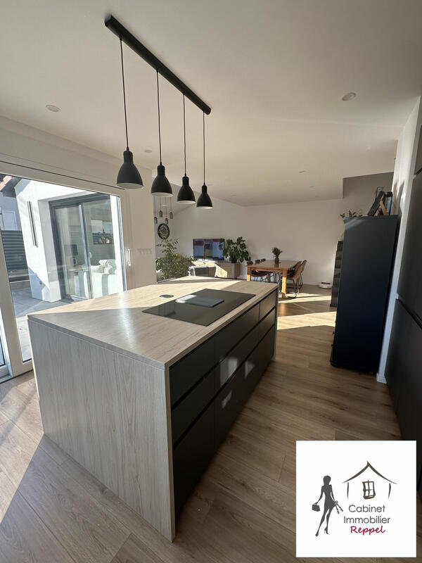 Maison - 130 m² - 4 pièces