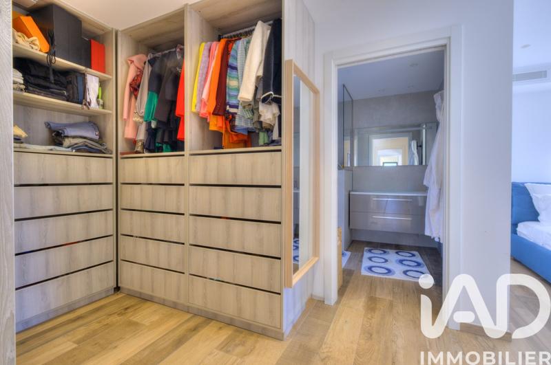 Maison de maîtres - 360 m² - 10 pièces