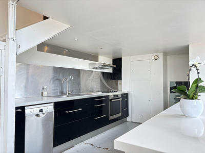 Loft - 195 m² - 5 pièces