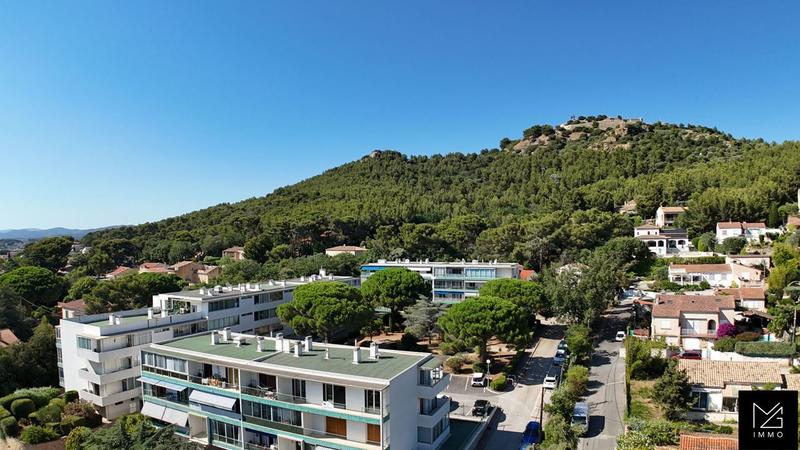 Appartement - 80 m² - 3 pièces