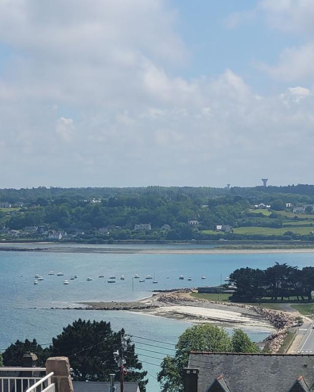 Maison - 180 m² - 8 pièces