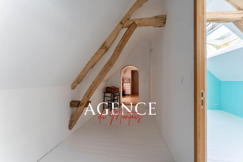 Maison - 139 m² - 5 pièces