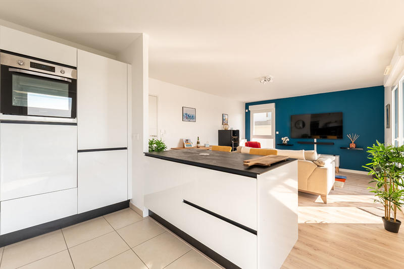 Appartement - 80 m² - 4 pièces