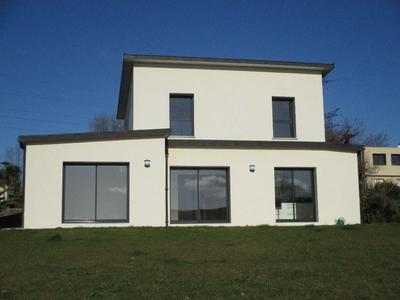 Maison - 123 m² - 6 pièces