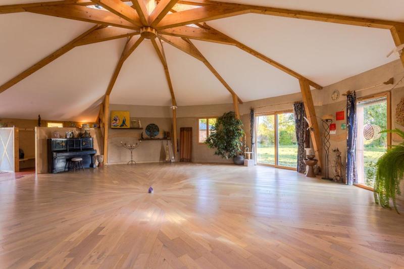 Local commercial - 280 m² - 5 pièces