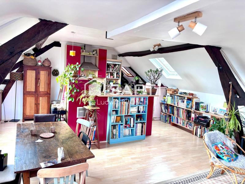 Appartement - 62 m² - 5 pièces