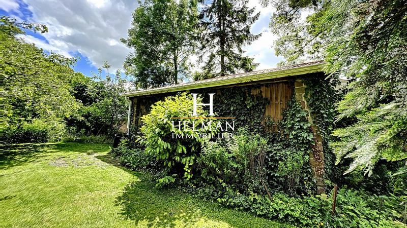 Maison - 360 m² - 15 pièces