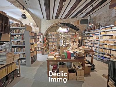 Appartement - 192 m² - 6 pièces