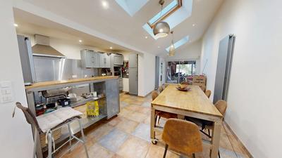 Maison - 172 m² - 5 pièces