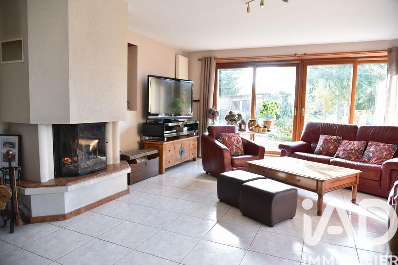 Maison - 277 m² - 9 pièces