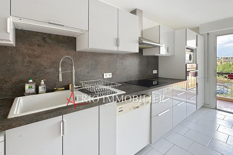 Appartement - 76 m² - 3 pièces