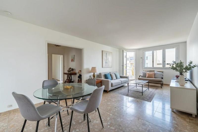 Appartement - 86 m² - 4 pièces