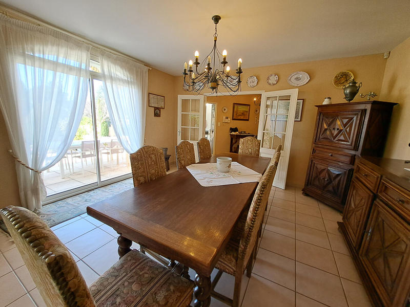 Maison - 170 m² - 7 pièces