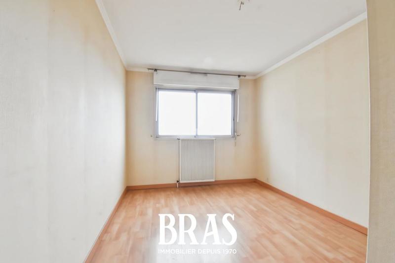 Appartement - 102 m² - 5 pièces