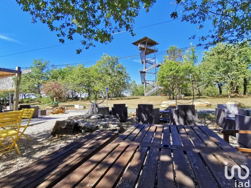 Local commercial - 224 m²