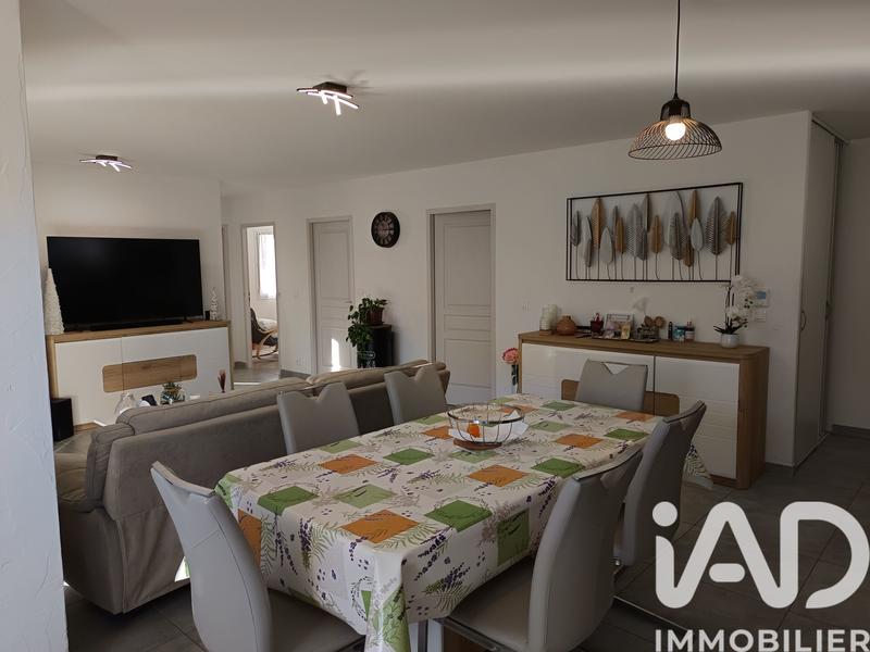 Maison - 98 m² - 4 pièces