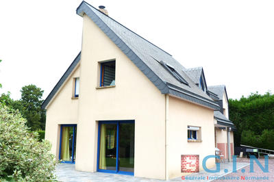Maison - 163 m² - 7 pièces