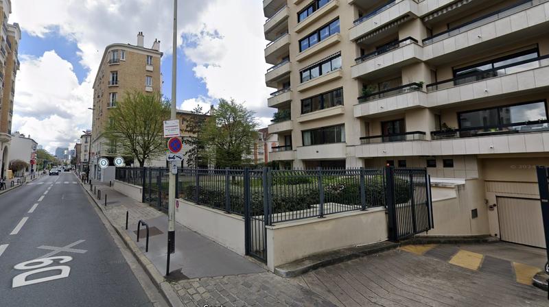 Parking / Garage - 1 m²