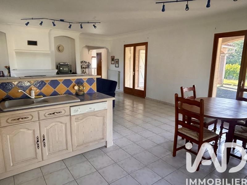 Maison - 120 m² - 4 pièces